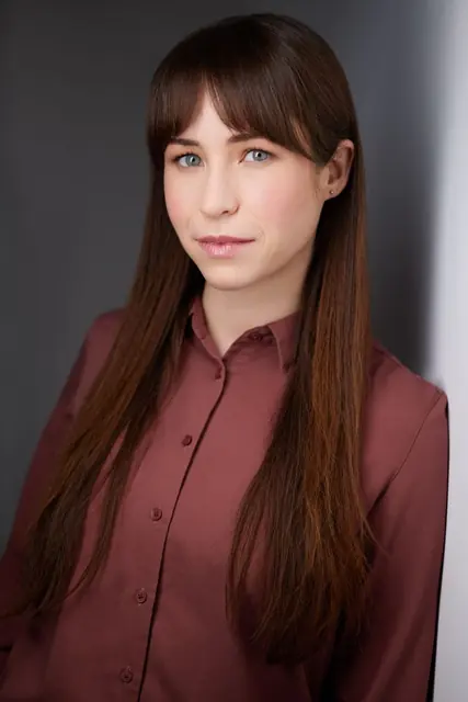 Cayley Thomas, actor headshot, Edmonton