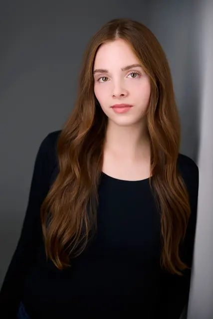 Lauren Johnsen, actor headshot, Edmonton