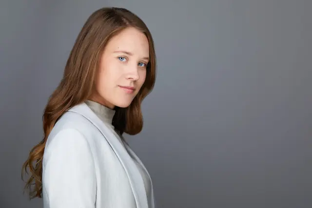 Maren Richardson, actor headshot, Edmonton