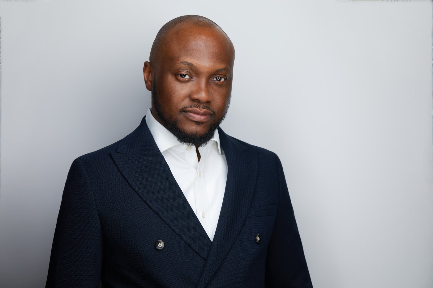 Gbolahan Oduwole, corporate headshot, Edmonton