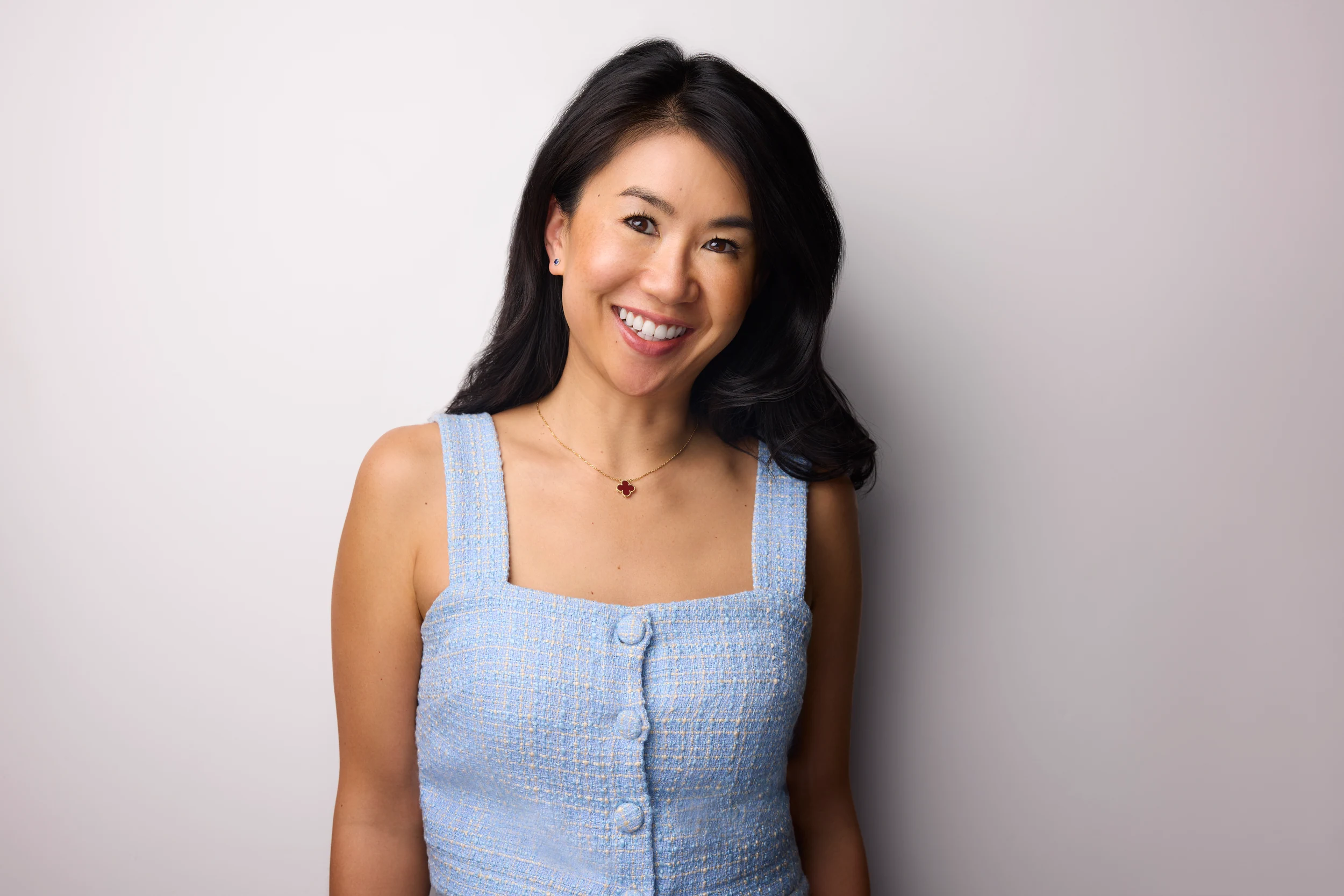 Stephanie Liu, corporate headshot, Edmonton studio